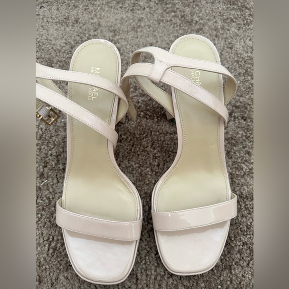 Michael Kors sandal heels mk on straps - Picture 8 of 8